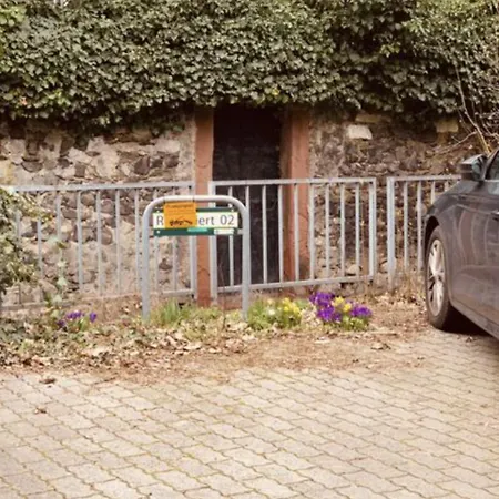Altstadt Am Dom Wetzlar, 1 Zi, Kueche, Bad Mit Parkplatz Am Grundstueck Apartment *