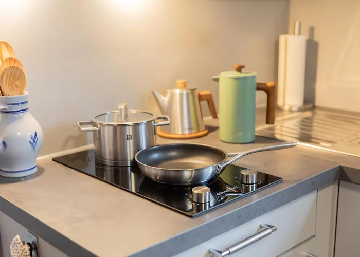 Altstadt Am Dom Wetzlar, 1 Zi, Kueche, Bad Mit Parkplatz & Wlan アパート