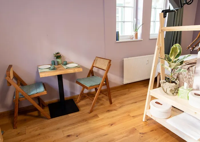 Altstadt Am Dom Wetzlar, 1 Zi, Kueche, Bad Mit Parkplatz & Wlan アパート ヴェッツラー