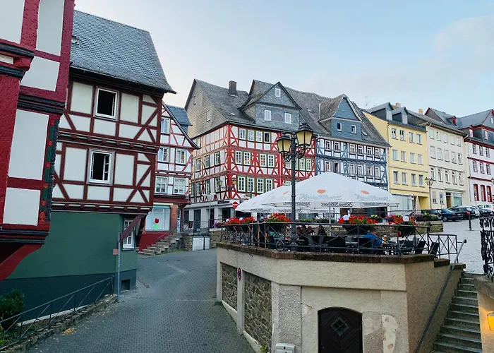 Altstadt Am Dom Wetzlar, 1 Zi, Kueche, Bad Mit Parkplatz & Wlan * ヴェッツラー